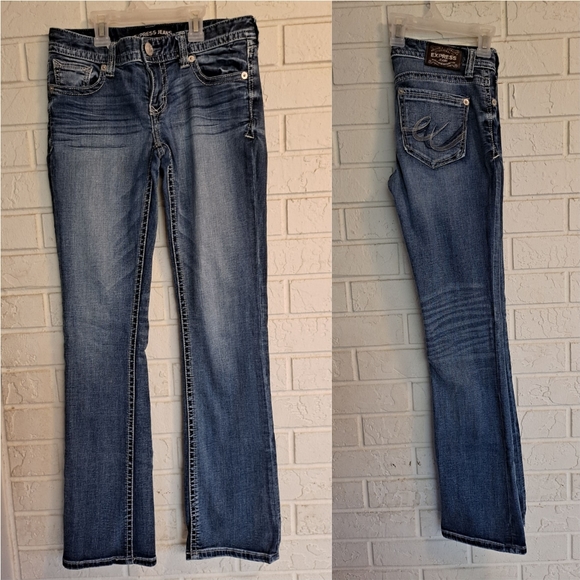 Express Denim - Express Jeans Barely Boot Stella Low Rise Jeans